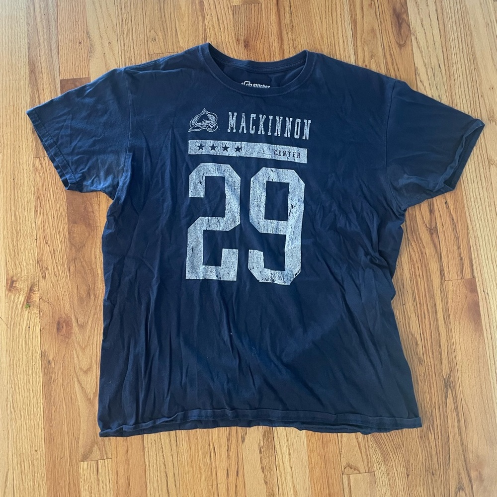 Nathan McKinnon T-shirt